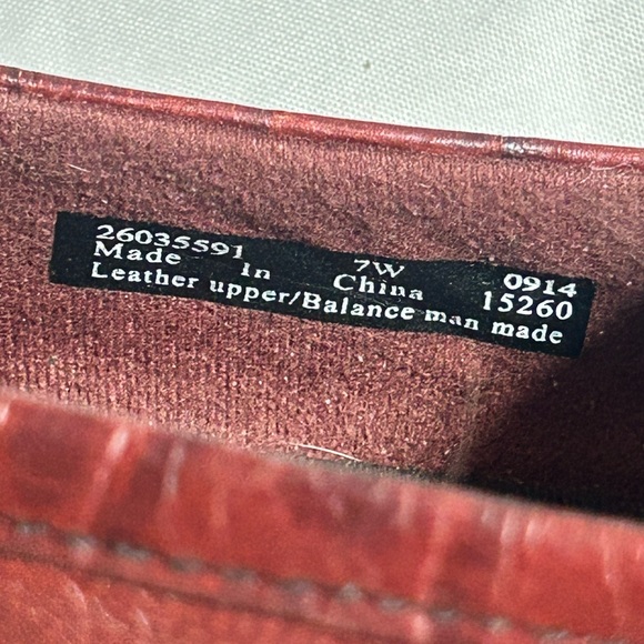 🌺🌹Clarks Bayou Q Bendable Burgundy Leather Women’s Loafers Size 7 Wide - Picture 7 of 7